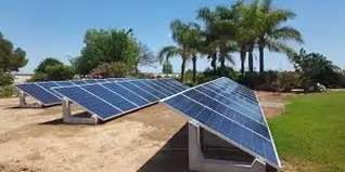 Instalación de paneles fotovoltaicos en nave industrial — Diser